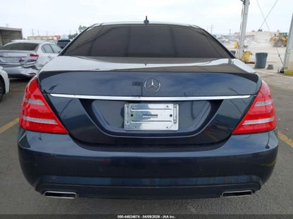 Parting Out- 2013 Mercedes-Benz S550 W221- 121