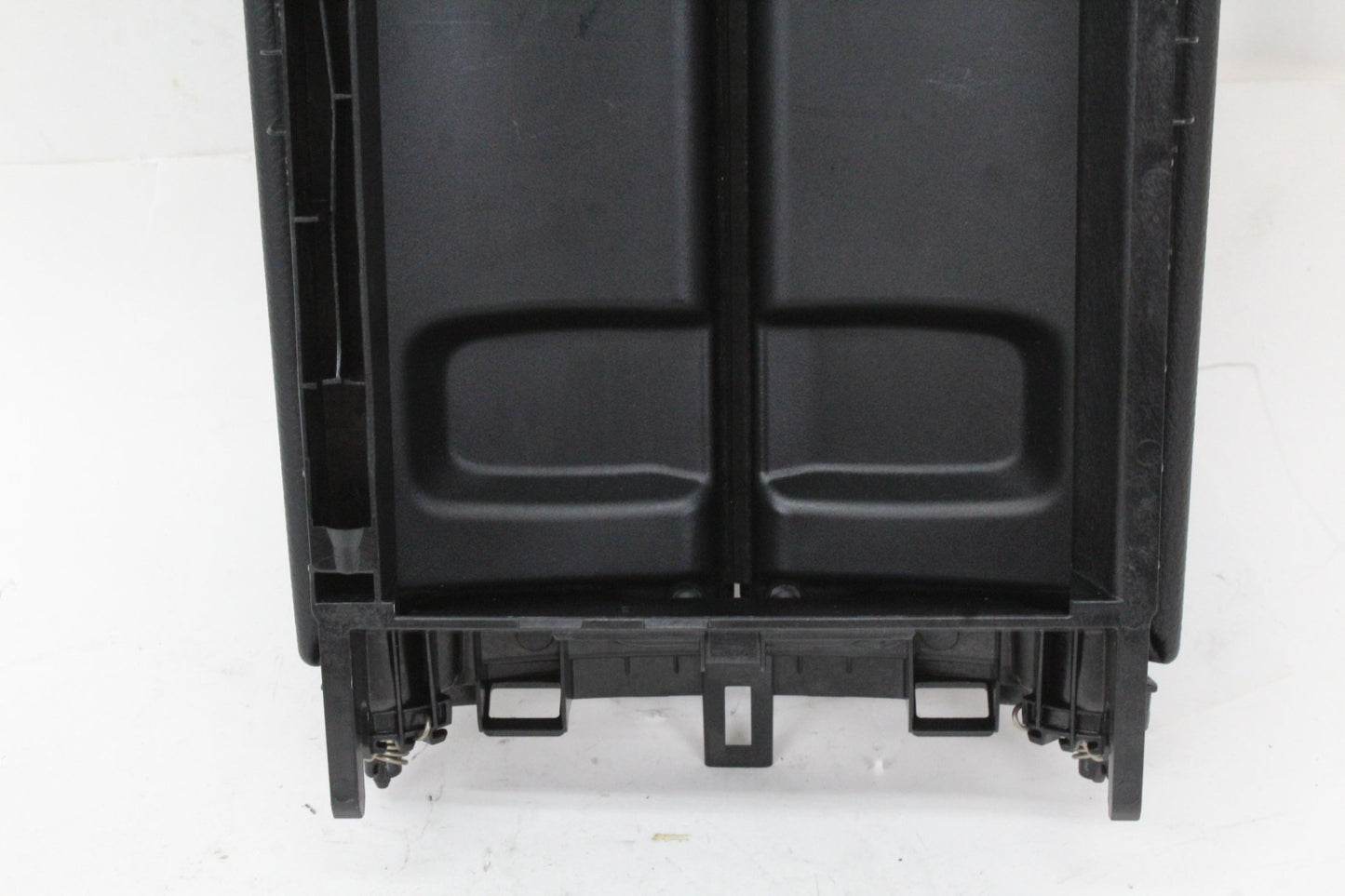 2015-2020 Mercedes-Benz C300 W205 Front Center Console Arm Rest Armrest OEM
