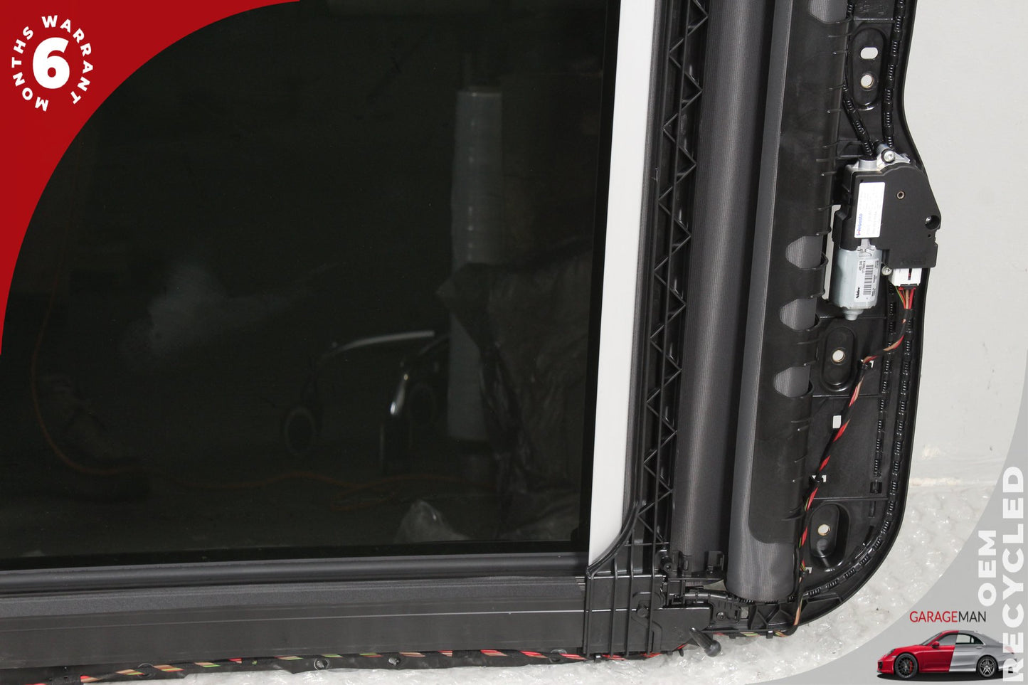 2011-2018 Porsche Cayenne 958 Panoramic Sun Roof Glass Frame 7P0877041C OEM