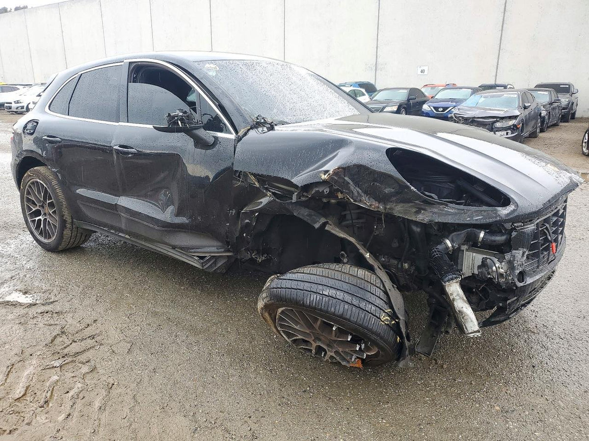 Parting Out - 2015 Porsche Macan 95B S - 291