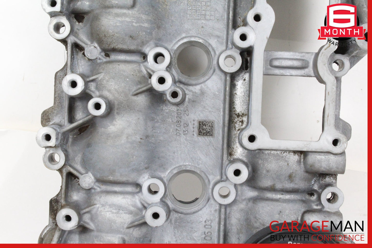 2015-2023 Mercedes W205 C300 Engine Cylinder Head Valve Cover 2740100603 OEM