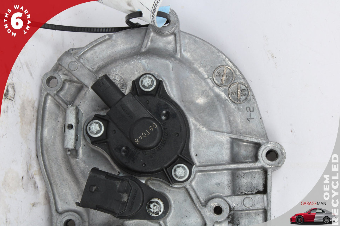 2005-2013 Mercedes W221 S550 Right Side Engine Timing Chain Cover Plate OEM
