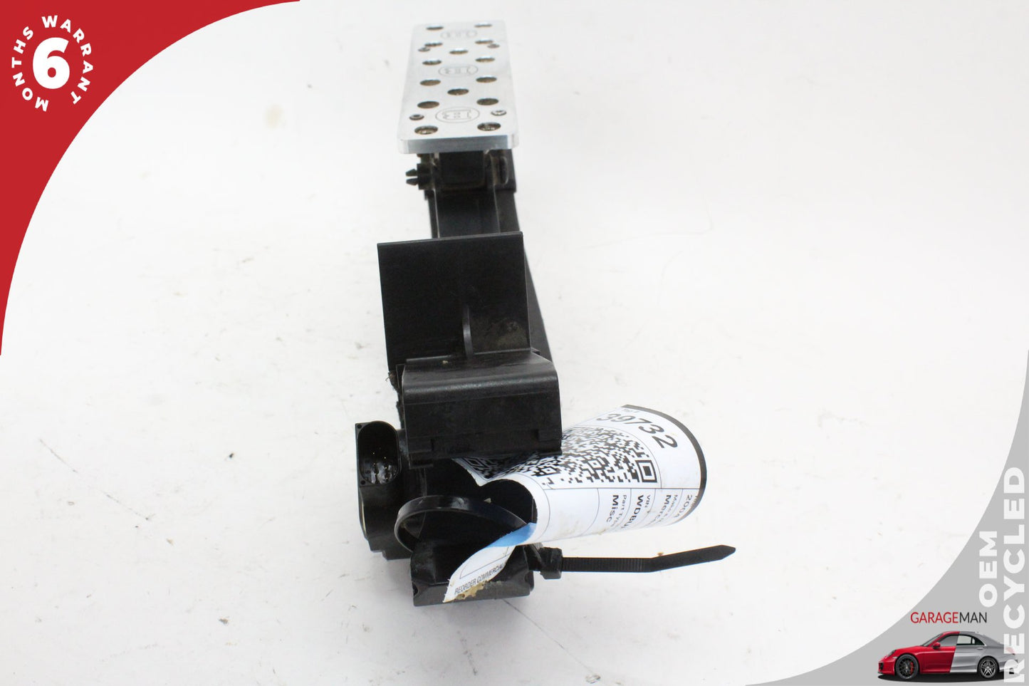 2003-2011 Mercedes W211 E500 Gas Pedal Accelerator Throttle 2113000604 OEM