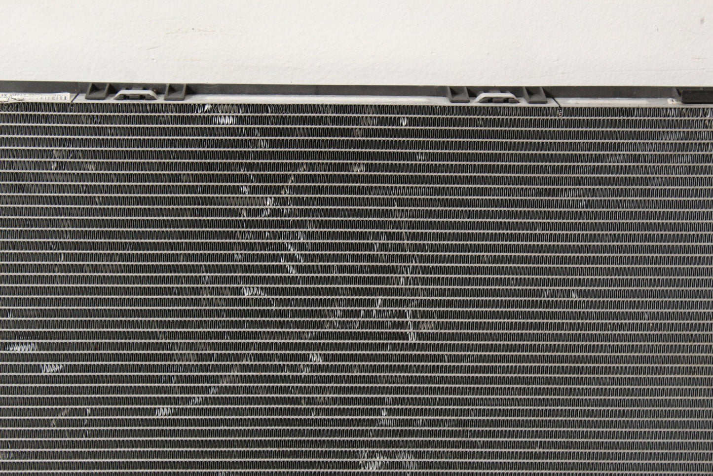 2010-2016 Land Rover LR4 Engine Cooling Radiator Assembly AH328005AC OEM