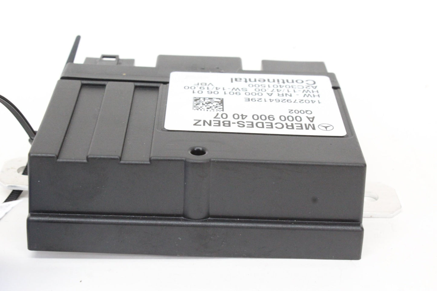 2015-2016 Mercedes-Benz C300 W205 Fuel Pump Control Module 0009004007 OEM