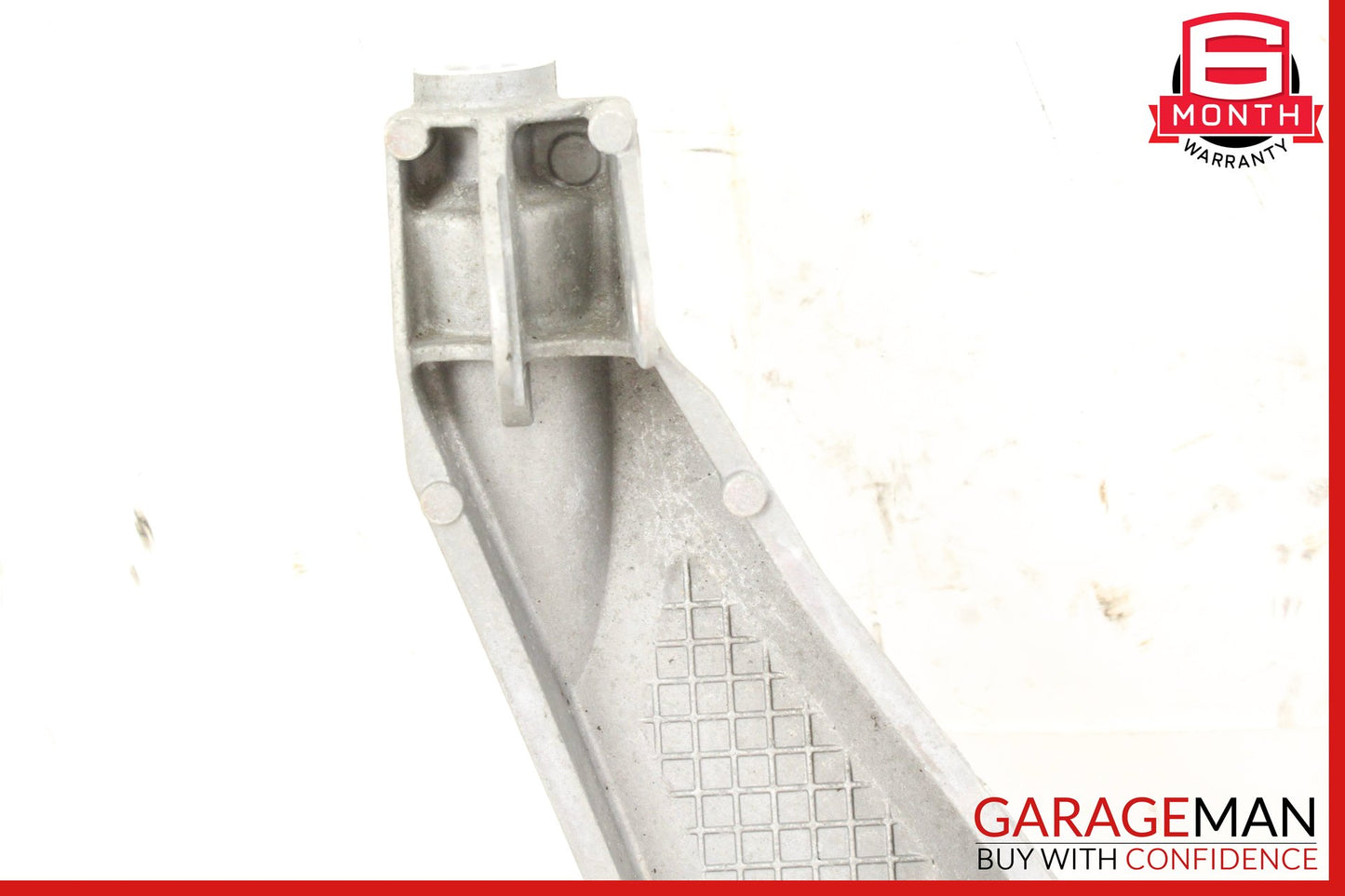 2013-2024 Porsche Cayman 981 Sedan Rear Right Subframe Bracket 98133115205 OEM