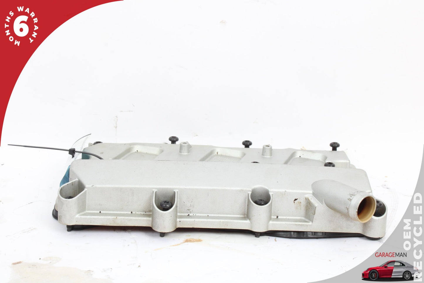 9-18 Right Side Audi A6 C7 Sedan Engine Cylinder Head Valve Cover 06E103472N