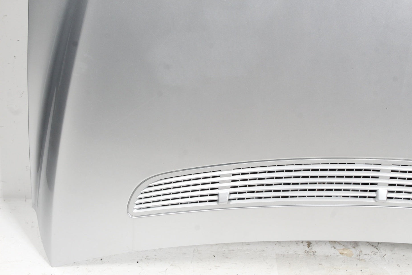 2006-2010 Mercedes-Benz R350 W251 Front Hood Bonnet Panel 2518800057