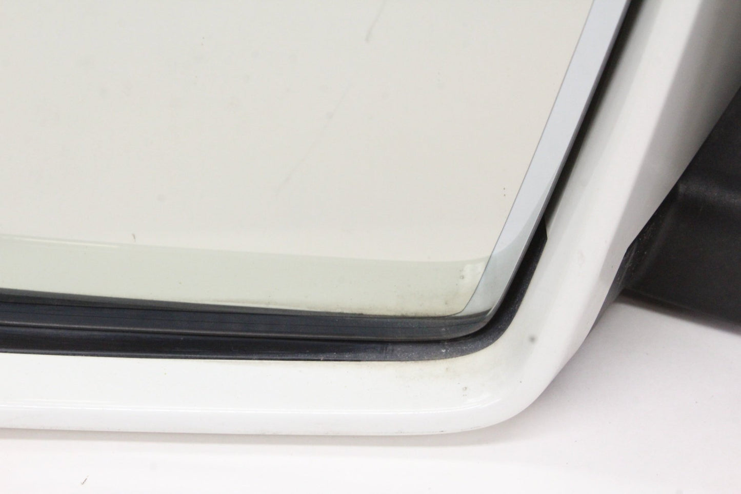 2012-2014 Mercedes C250 W204 Left Door Mirror OEM 2048108593