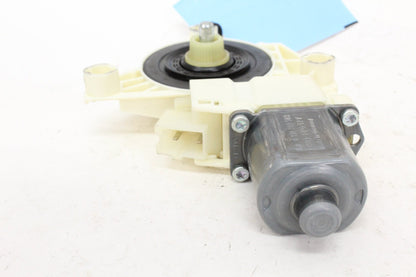 2008-2016 Mercedes C250 W204 Front Left Window Regulator Motor 2048200142