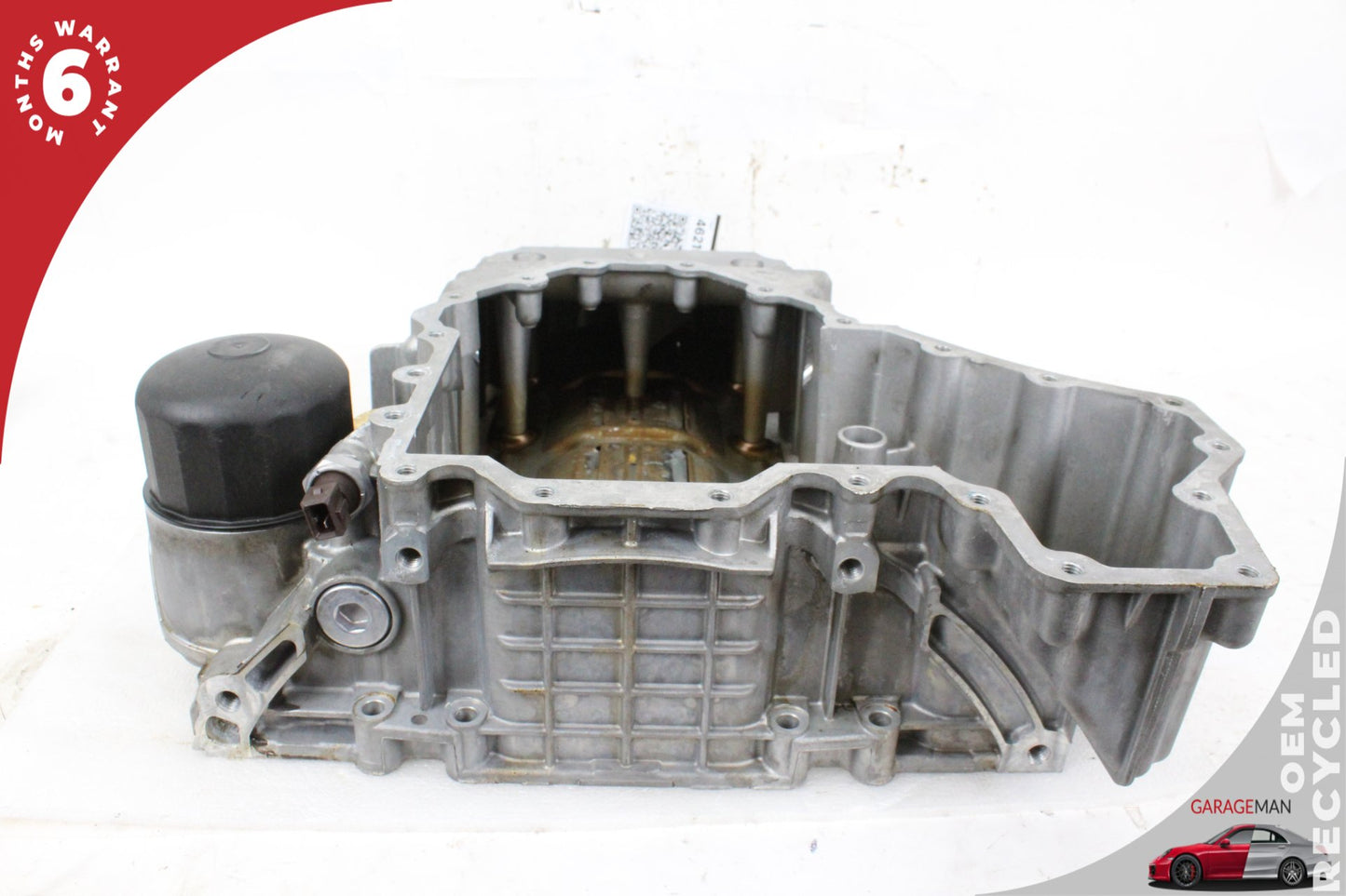 2011-2016 BMW 550i F10 4.4L Upper Engine Motor Oil Pan 7621070