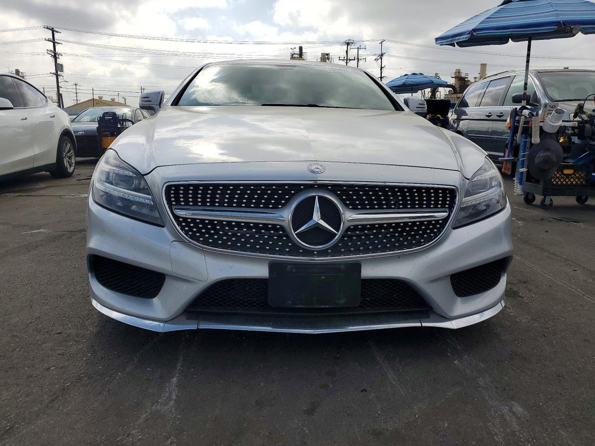 Parting Out- 2016 Mercedes-Benz CLS550 W218- 284