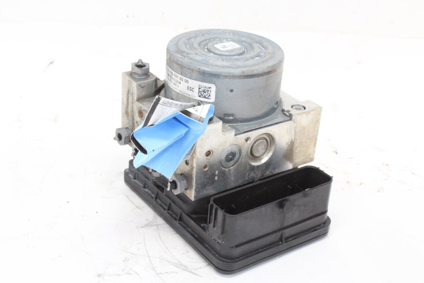 2015-2020 Mercedes-Benz C300 C-Class W205 ABS Brake Pump Module 2054310000