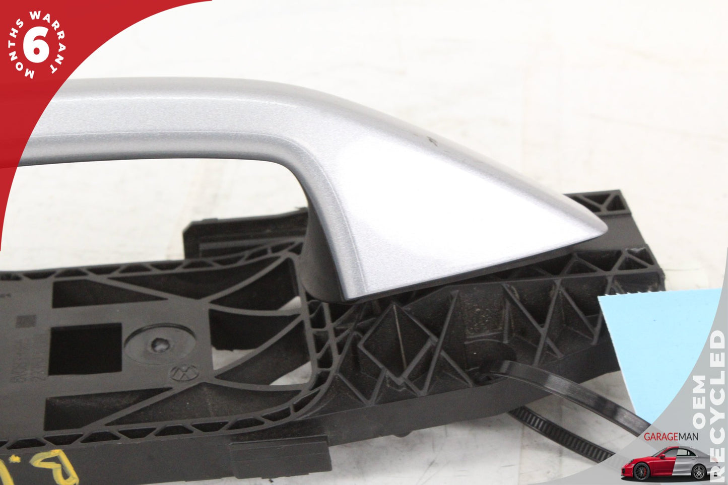 2015-2024 Audi A3 Q3 RS3 Rear Left Side Exterior Door Handle 8V0839885 OEM