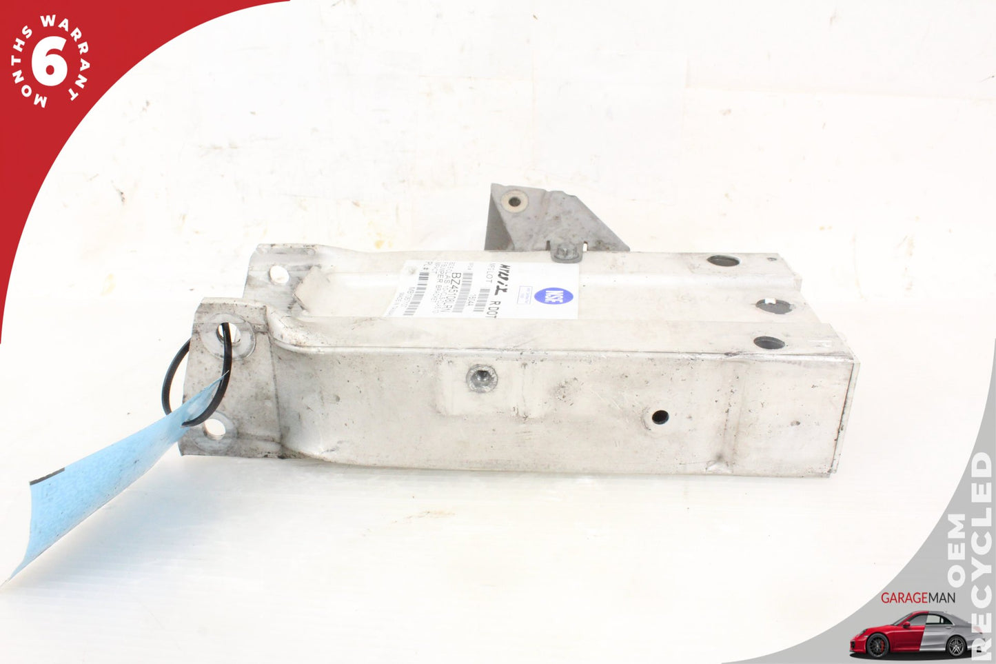 2010-2018 Mercedes-Benz CLS550 W218 Front Right Bumper Reinforcement Bracket