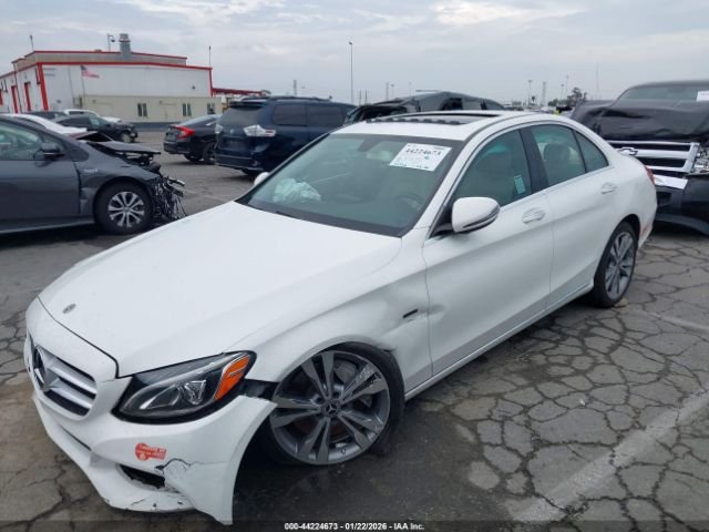 Parting Out- 2018 Mercedes-Benz C350e W205- 128