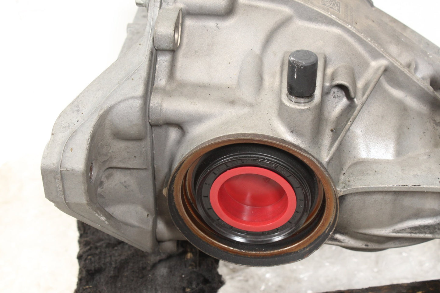 2015-2016 Mercedes-Benz C300 CDI AWD Rear Differential Diff Axle Carrier OEM