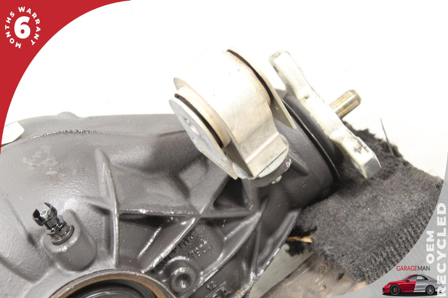 2010-2016 Mercedes W212 E350 Rear Differential Diff Axle Carrier 2093510205 OEM
