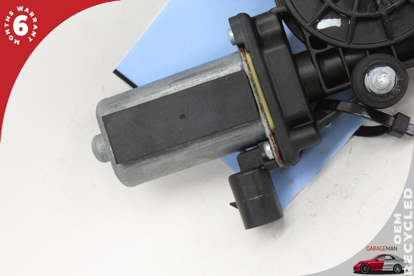 2012-2019 Fiat 500e Front Right Side Window Regulator Motor 68070266AD OEM
