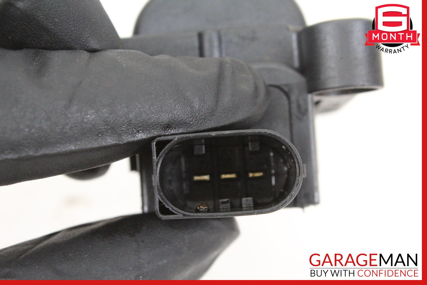 2012-2015 Mercedes W204 C250 SLK250 Engine Ignition Coil 0001502580 OEM