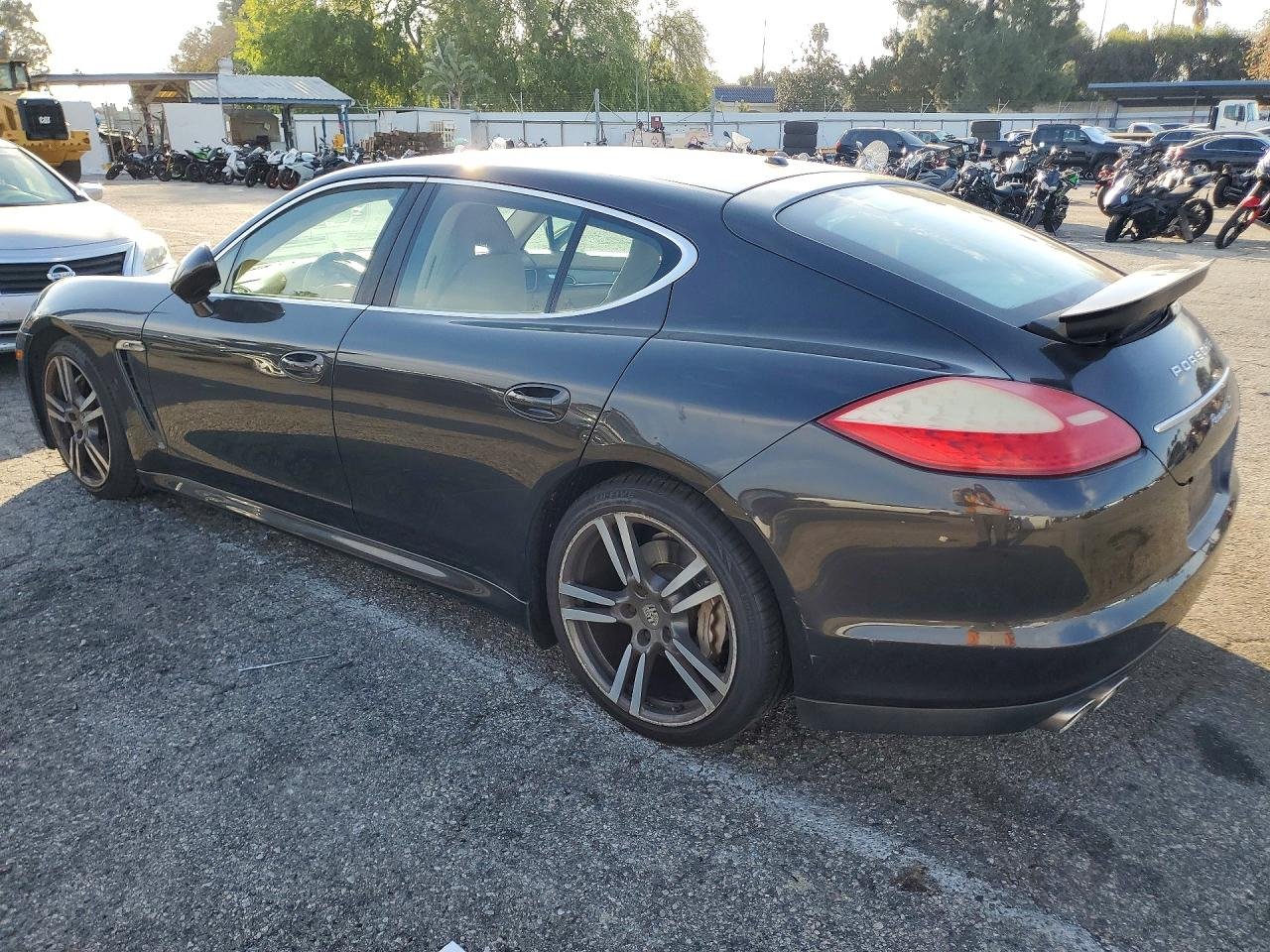 Parting Out- 2011 Porsche Panamera S- 116