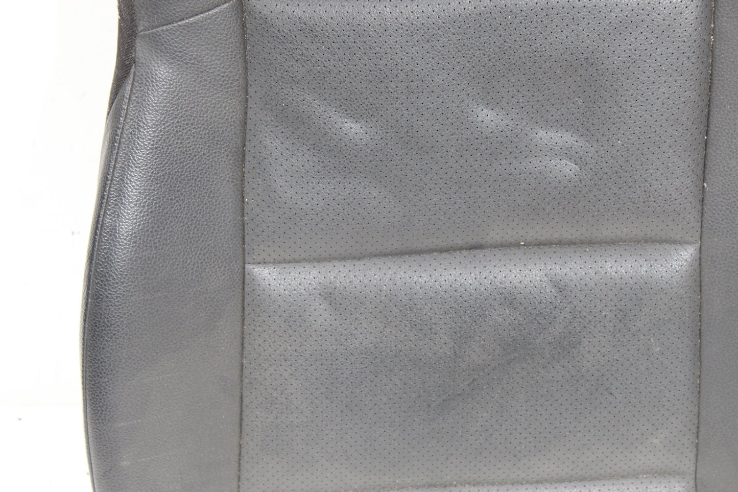 2005-2007 Mercedes-Benz C230 W203 Front Right Lower Seat Cushion 2038208585