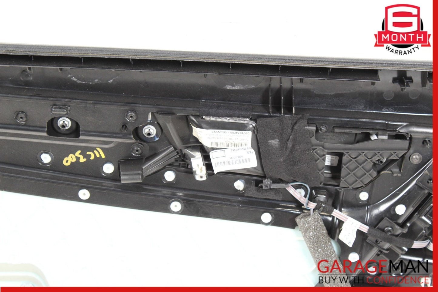 2008-2014 Mercedes-Benz C300 w204 Right Front Door Trim Panel 2047200689