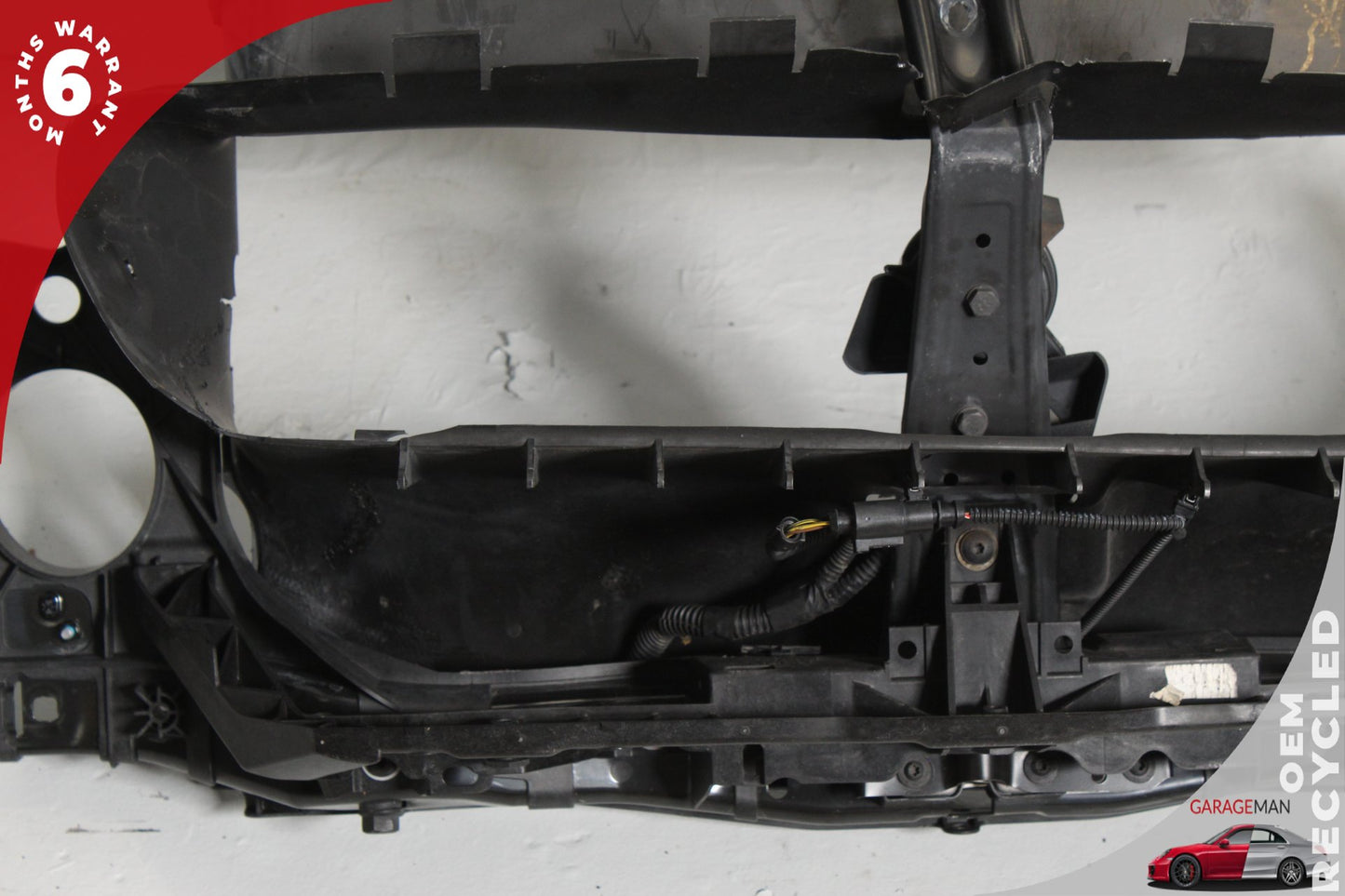 2011-2014 Porsche Cayenne S Hybrid 92A SUV Radiator Support Air Intake Duct