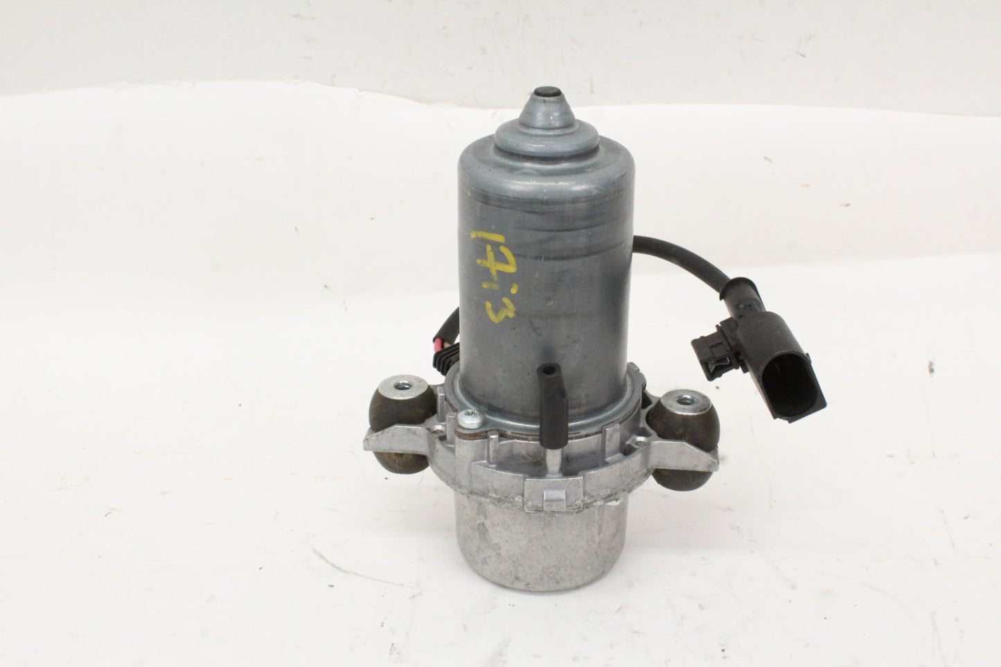 2014-2021 BMW i3 I01 Hybrid Power Brake Cylinder Vacuum Pump 34336857405 OEM