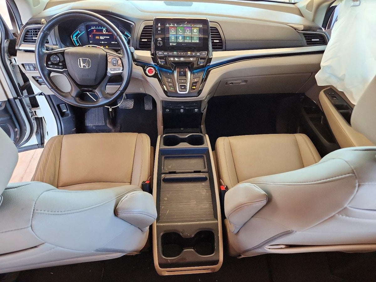 Parting Out - 2021 Honda Odyssey RL6 Touring - 292