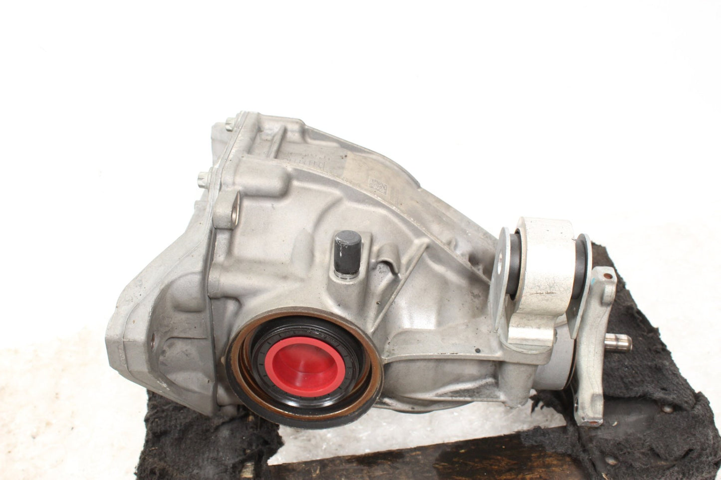 2015-2016 Mercedes-Benz C300 CDI AWD Rear Differential Diff Axle Carrier OEM