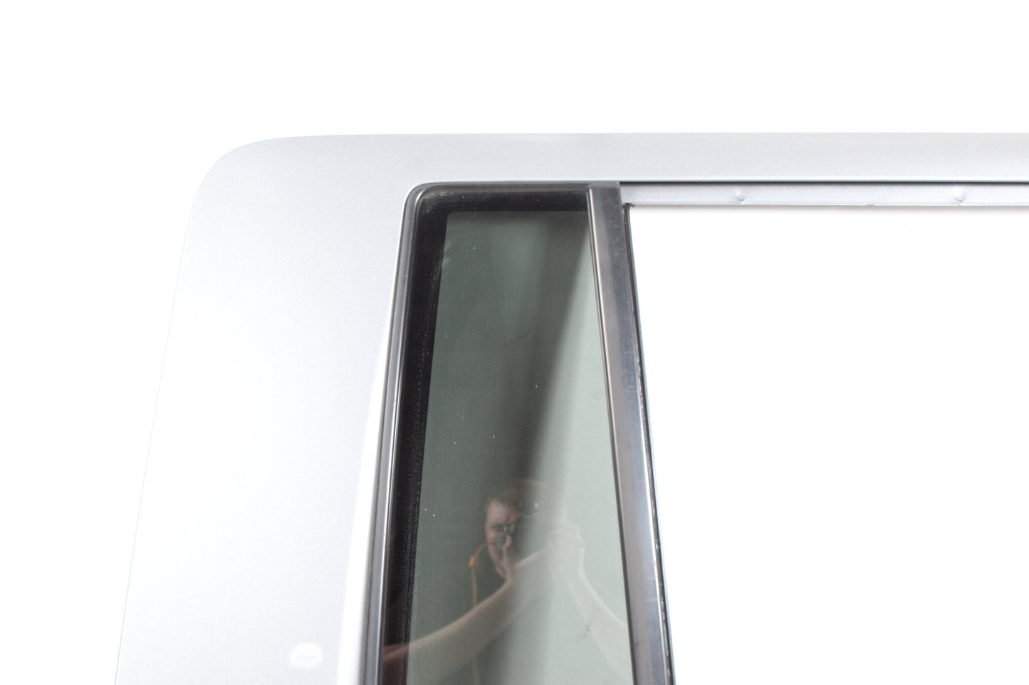 2006-2013 Land Rover LR4 SUV Right Rear Door Shell 5H3224630CA Genuine
