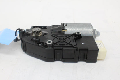 2007-2013 Mercedes-Benz S550 W221 Sedan Sun Roof Motor 2219066000 OEM