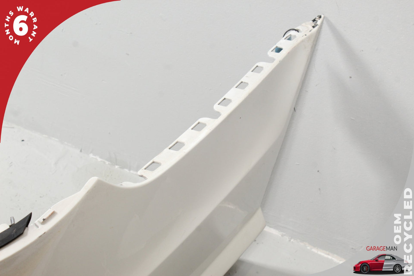 2012-2014 Mercedes W218 CLS550 Rear Bumper Cover Assembly White 2188800540 OEM