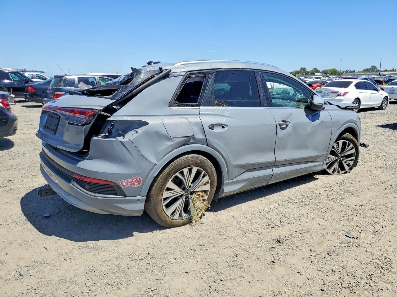 Parting Out- 2023 Audi Q4 e-tron- 148