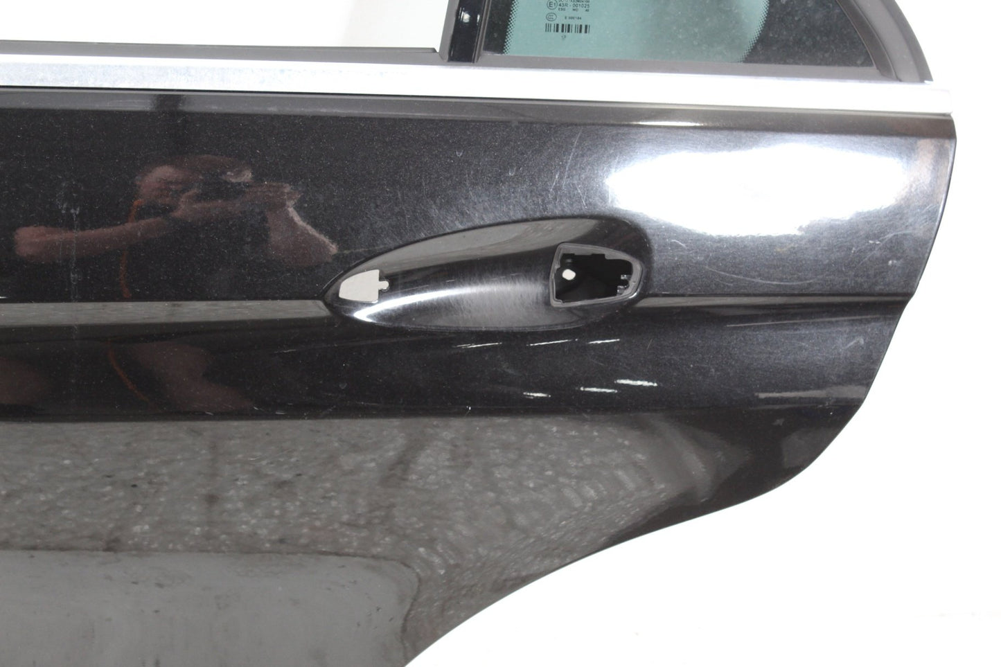 2014-2016 Mercedes-Benz E250 W212 Left Rear Door Shell 2127303305 OEM