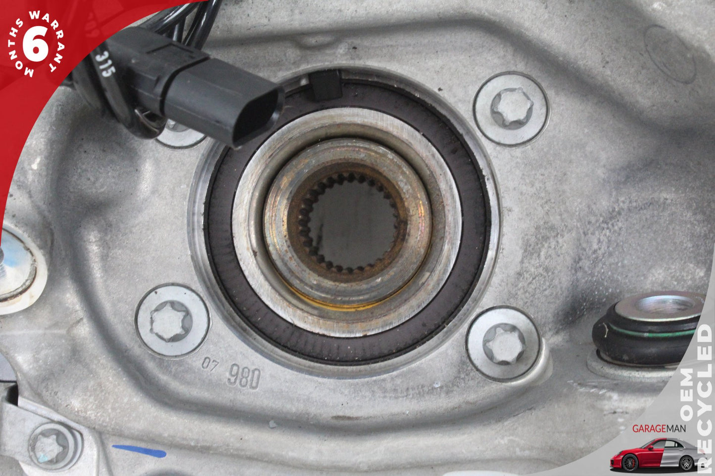 15-20 Mercedes-Benz C300 W205 RWD Rear Right Spindle Knuckle Wheel Hub 205350024