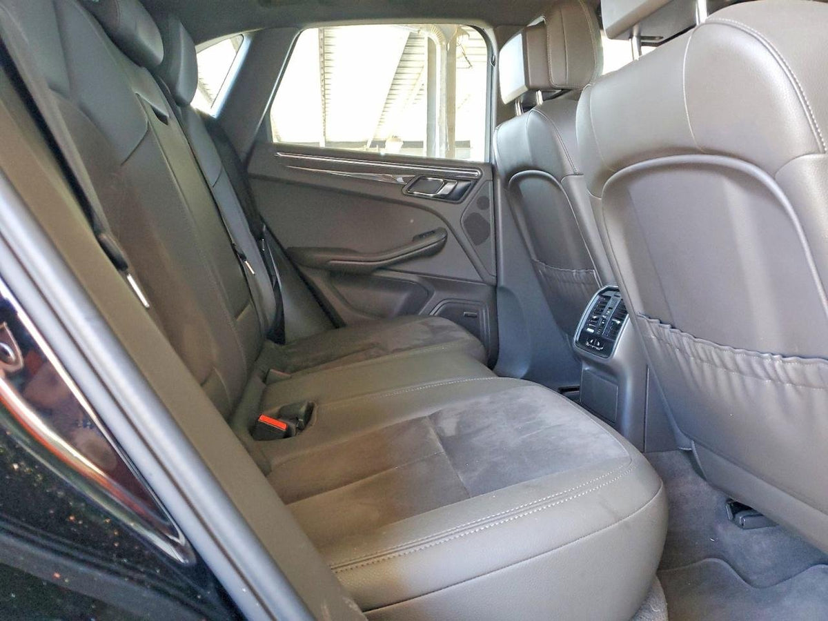 Parting Out - 2015 Porsche Macan 95B S - 291