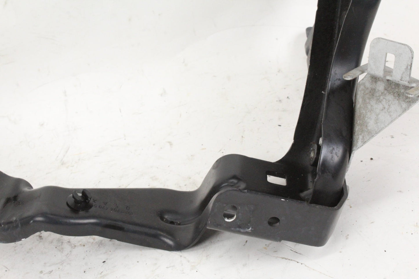 2008-2014 Mercedes-Benz C300 W204 Front Left Head Light Bracket 2046200191 OEM