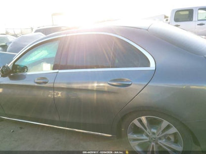 2018 Mercedes-Benz C300 W205