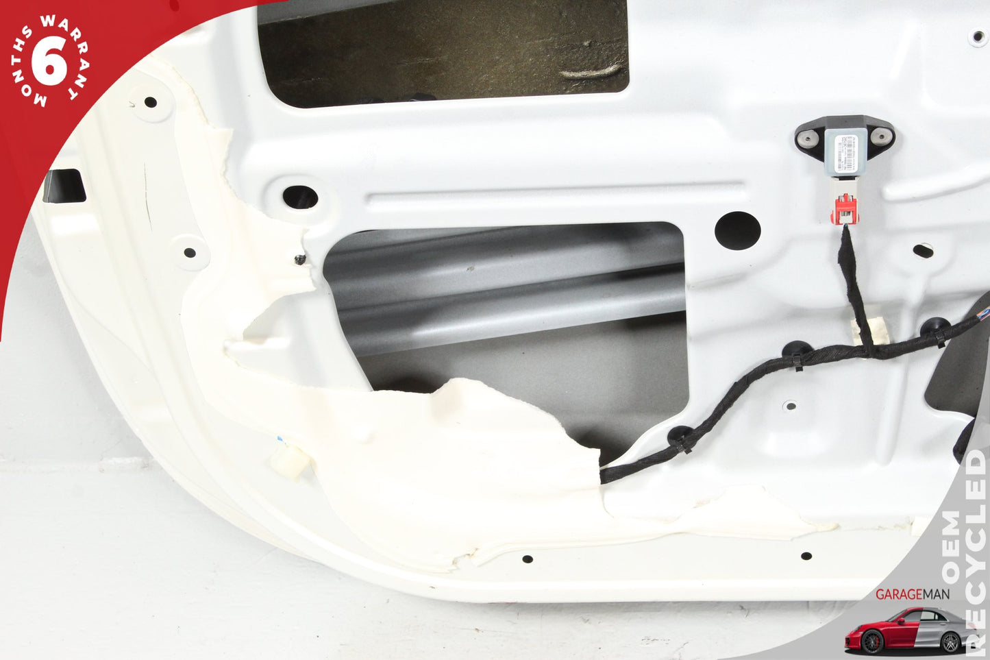 2012-2017 Fiat 500e Front Left Driver Side Door Shell White 68070585AA OEM