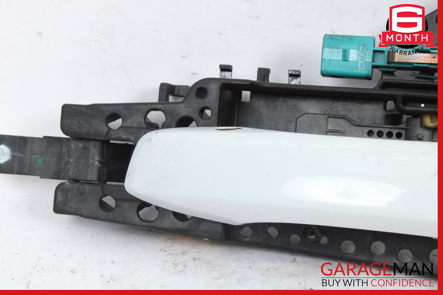 2012-2018 Audi S7 Front Right Side Exterior Door Handle White 4H0837886 OEM