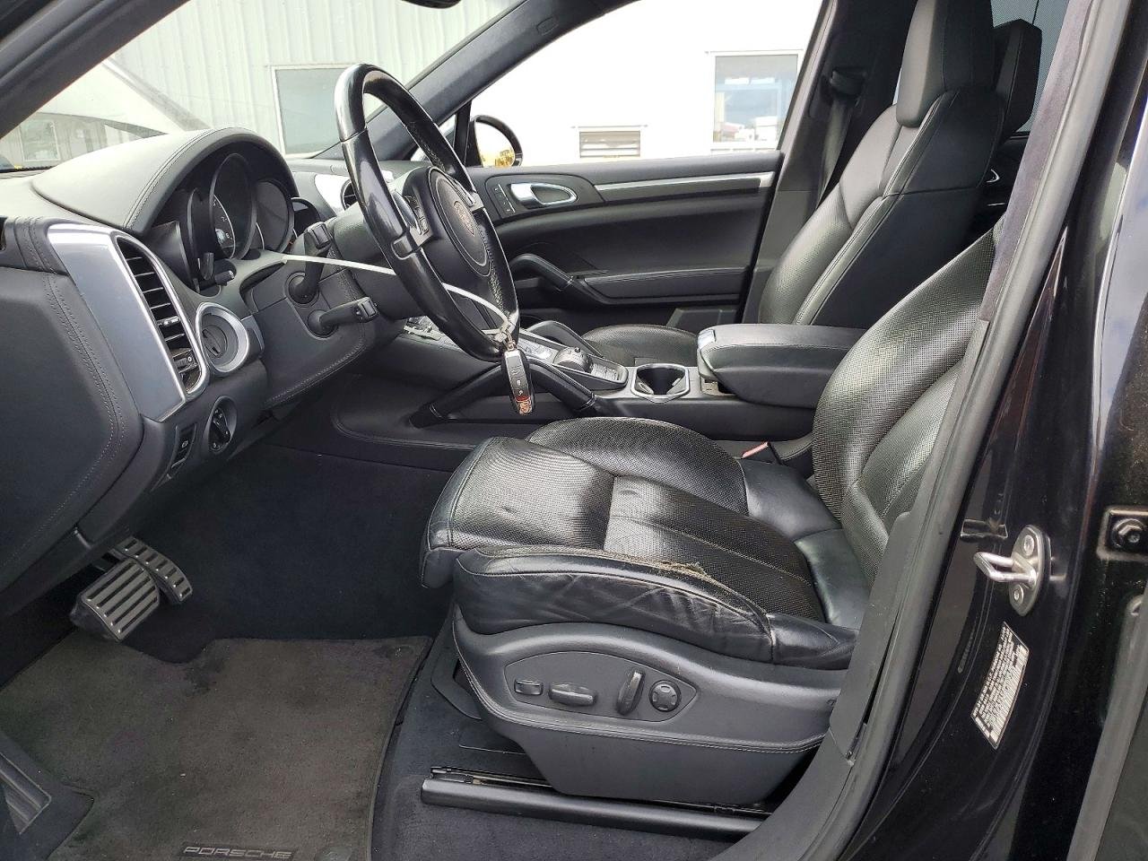 Parting Out- 2011 Porsche Cayenne 92A S Hybrid- 152