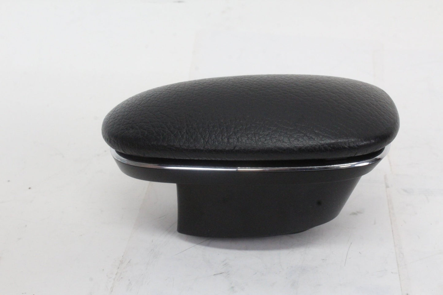 2010-2014 Mercedes-Benz S550 W221 Center Console Phone Controller 2218230050 OEM