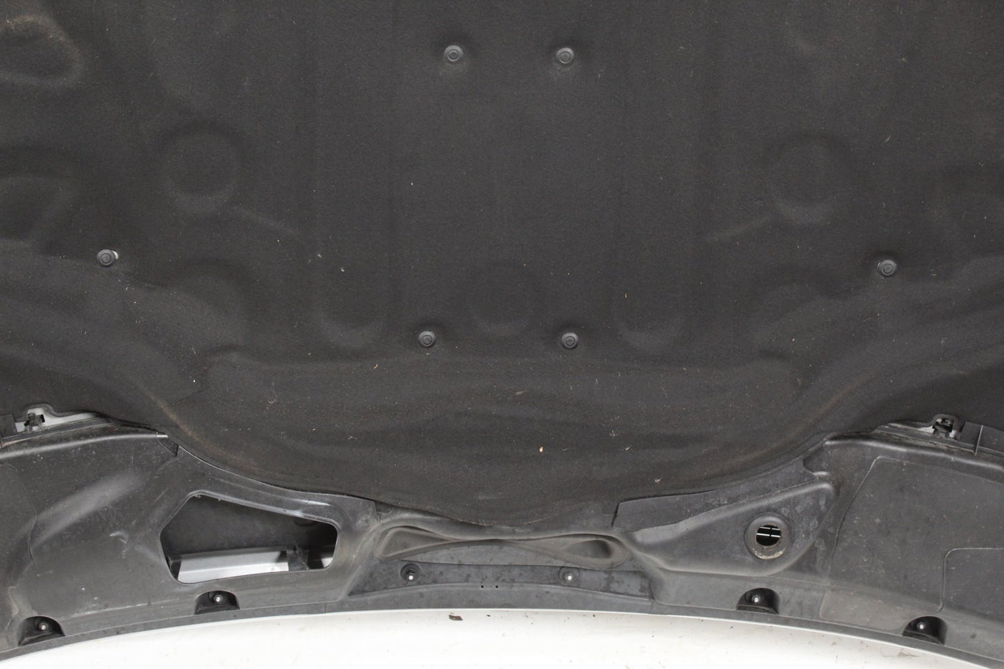 2007-2013 Mercedes-Benz S550 W221 Sedan Front Hood Bonnet Panel 2218800157