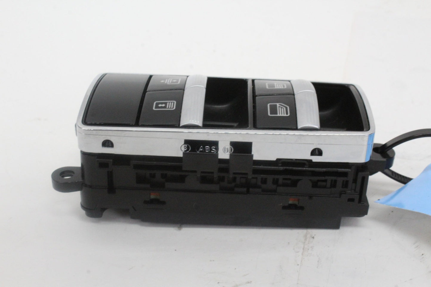 2010-2013 Mercedes-Benz S550 W221 Rear Left/Right Window Control Switch 22187094