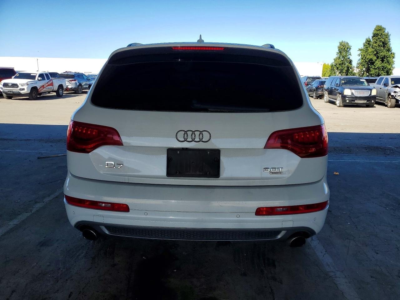 Parting Out- 2015 Audi Q7 4L- 233