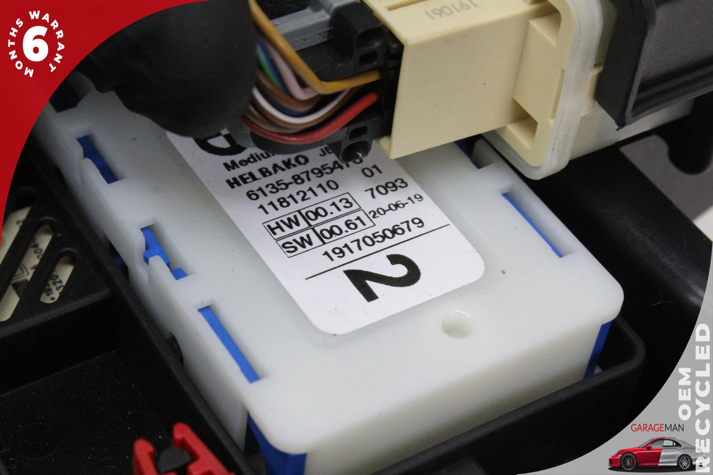 2019-2024 BMW 330i G20 Relay Fuse Box Module w/ Parking Distance Sensor Module 8734161