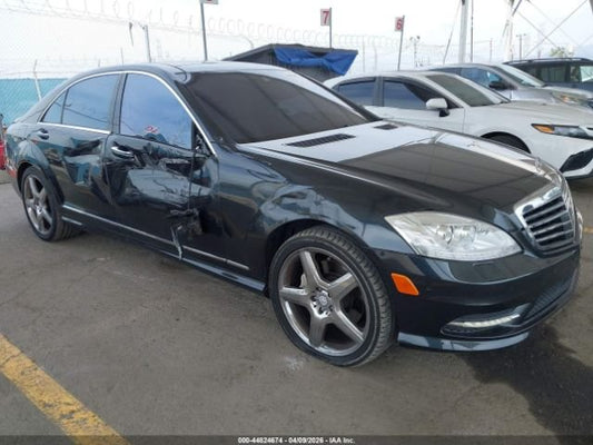 Parting Out- 2013 Mercedes-Benz S550 W221- 121