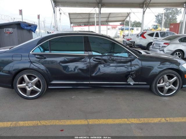 Parting Out- 2013 Mercedes-Benz S550 W221- 121